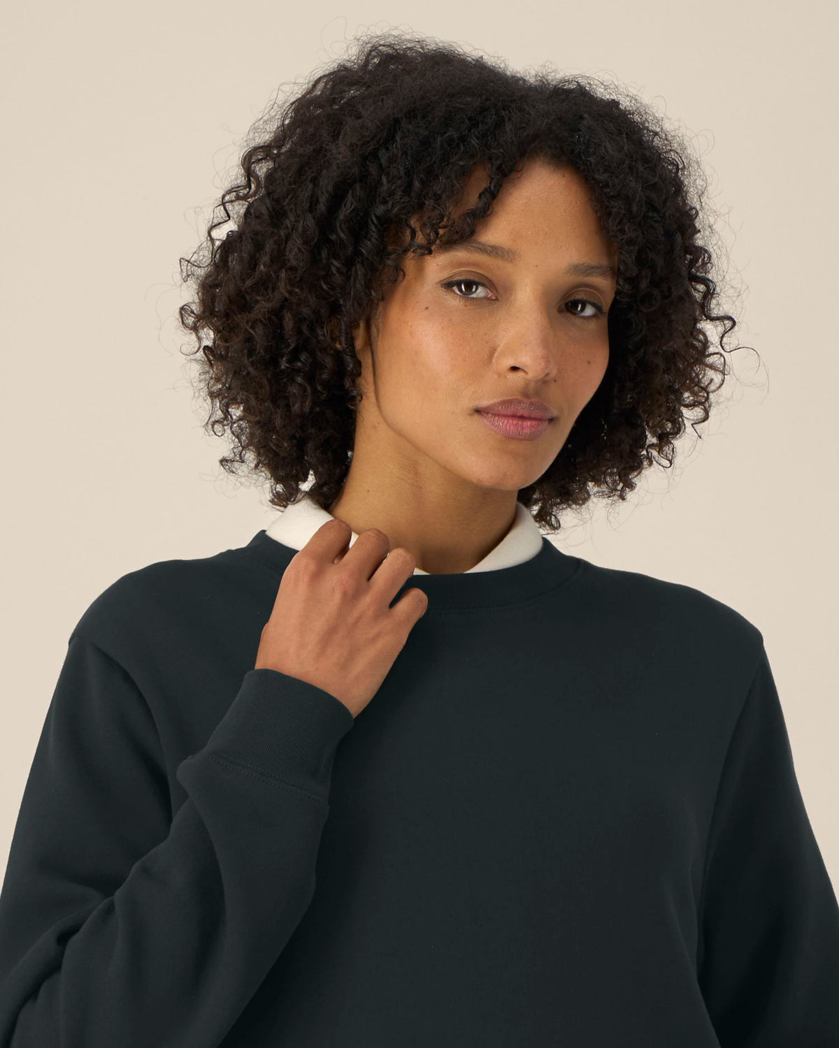 Stella Thinker - Black