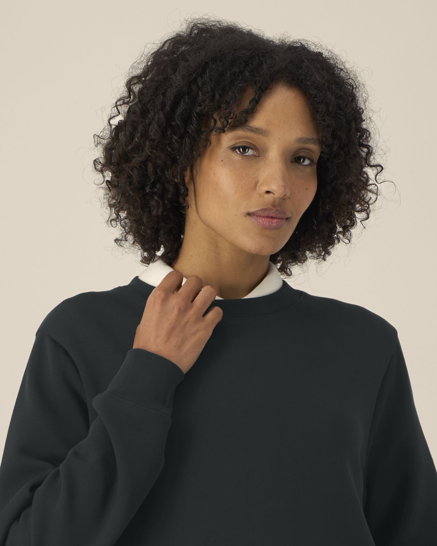 Stella Thinker - Black