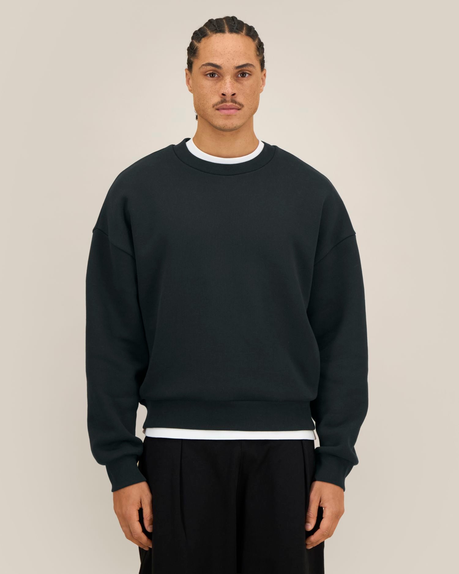 Former - Black