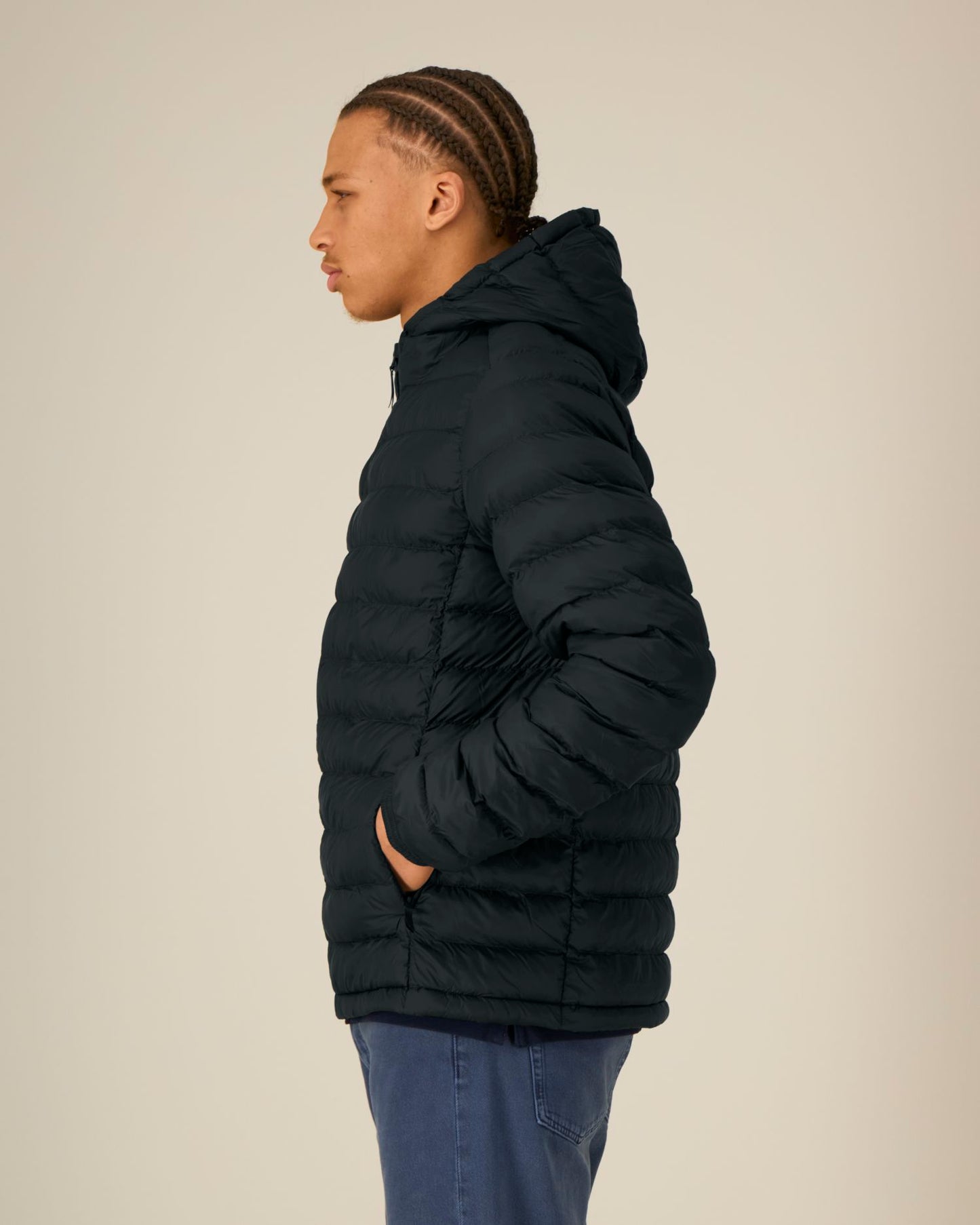 Black - C002
