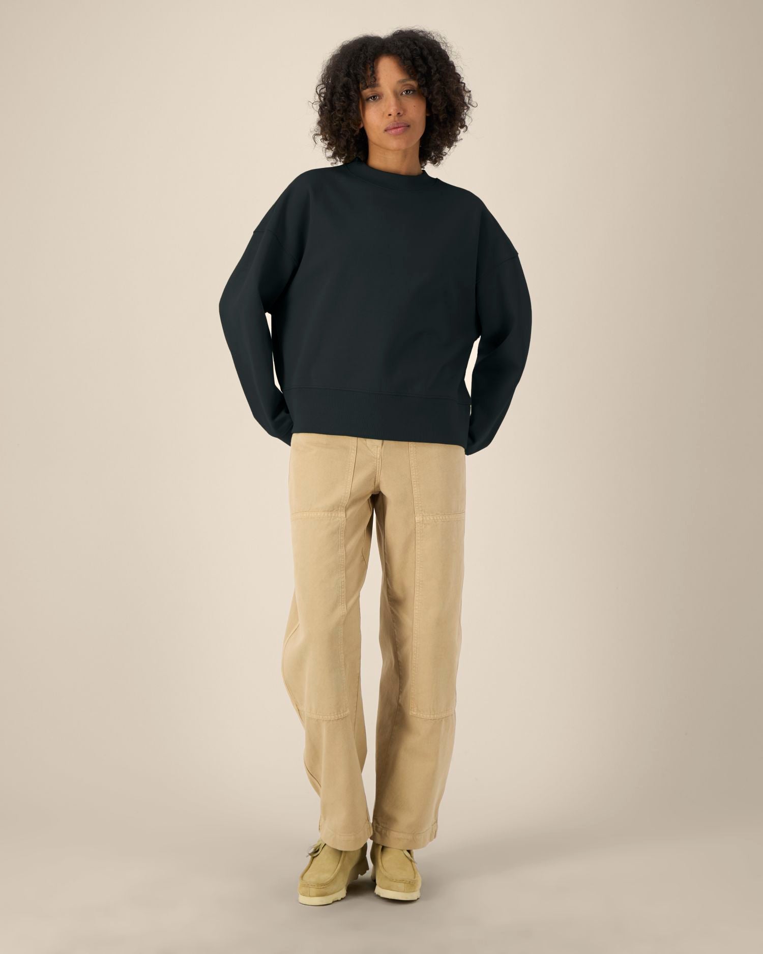 Black - C002