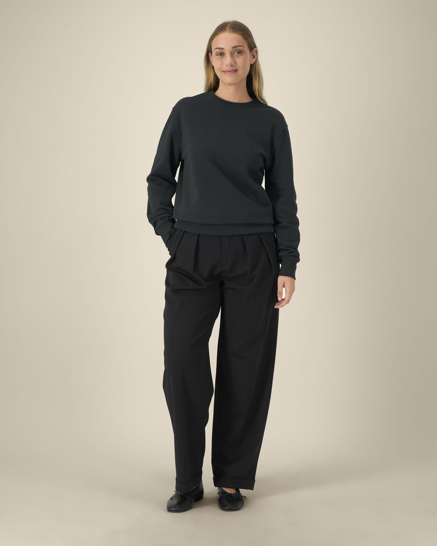 Black - C002