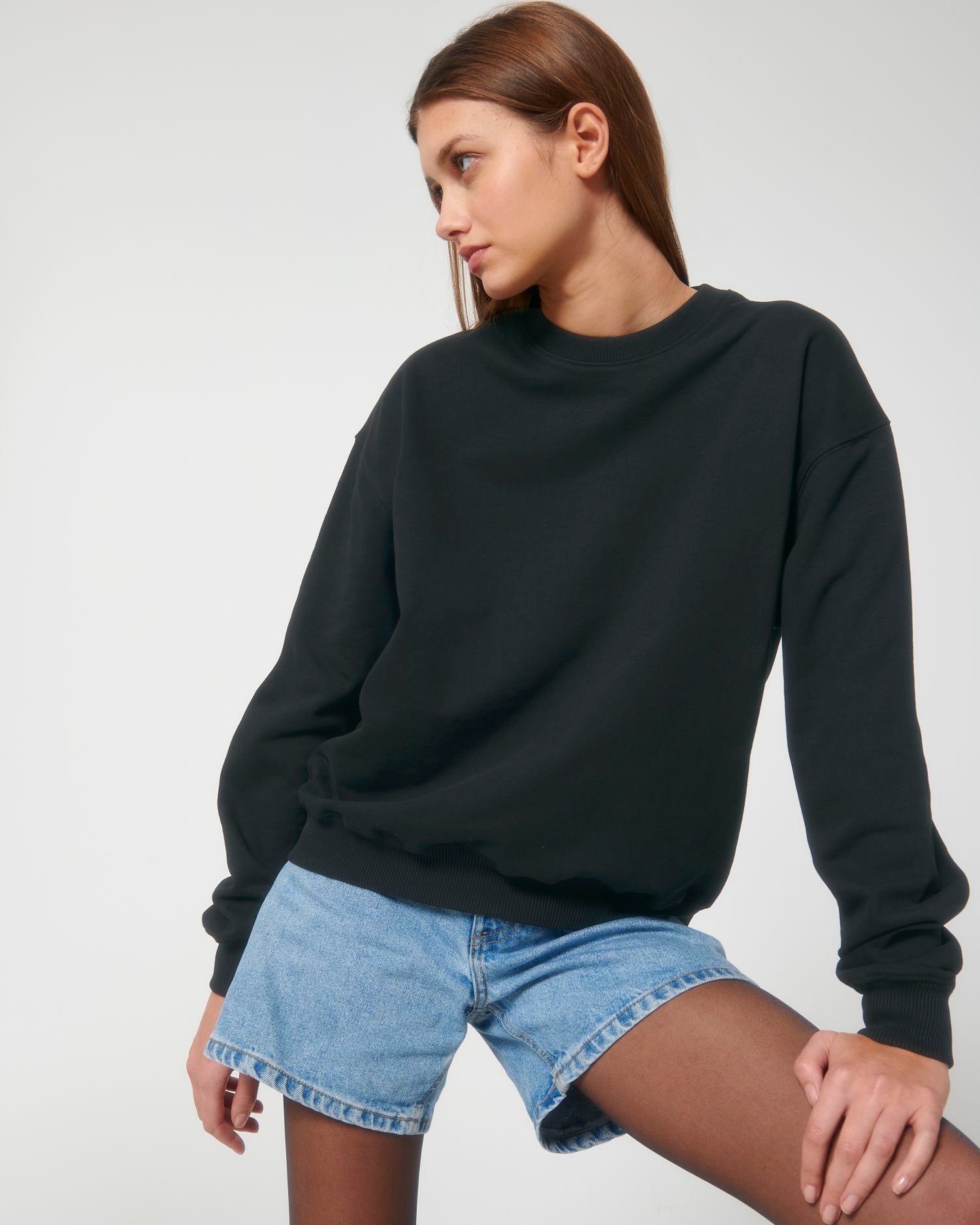 Black - C002