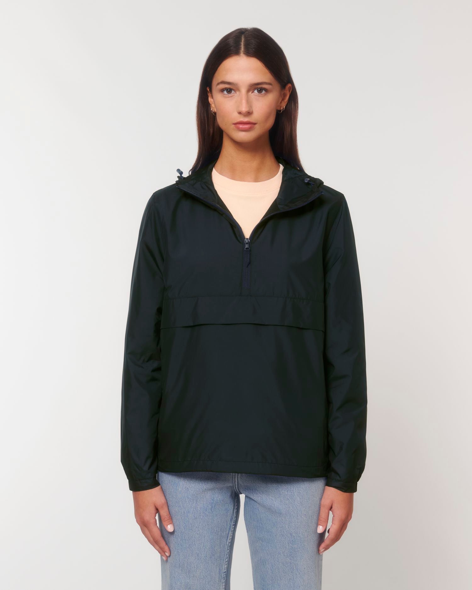 Black - C002