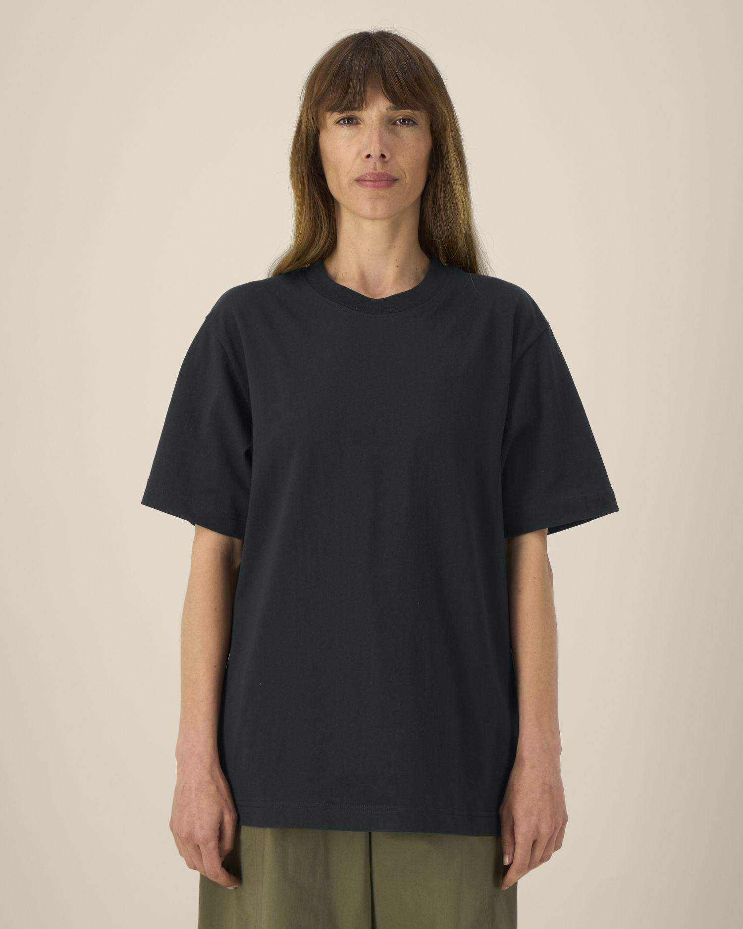 Black - C002