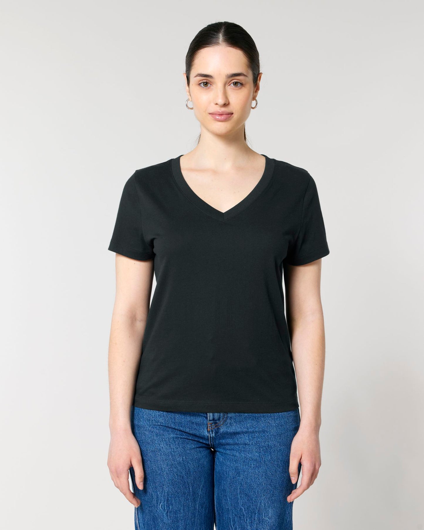 Black - C002