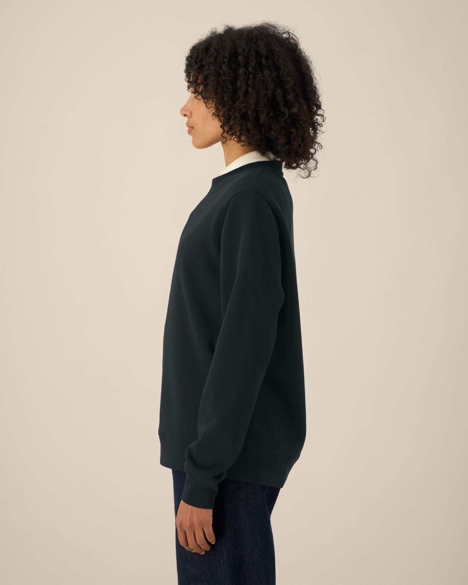 Black - C002